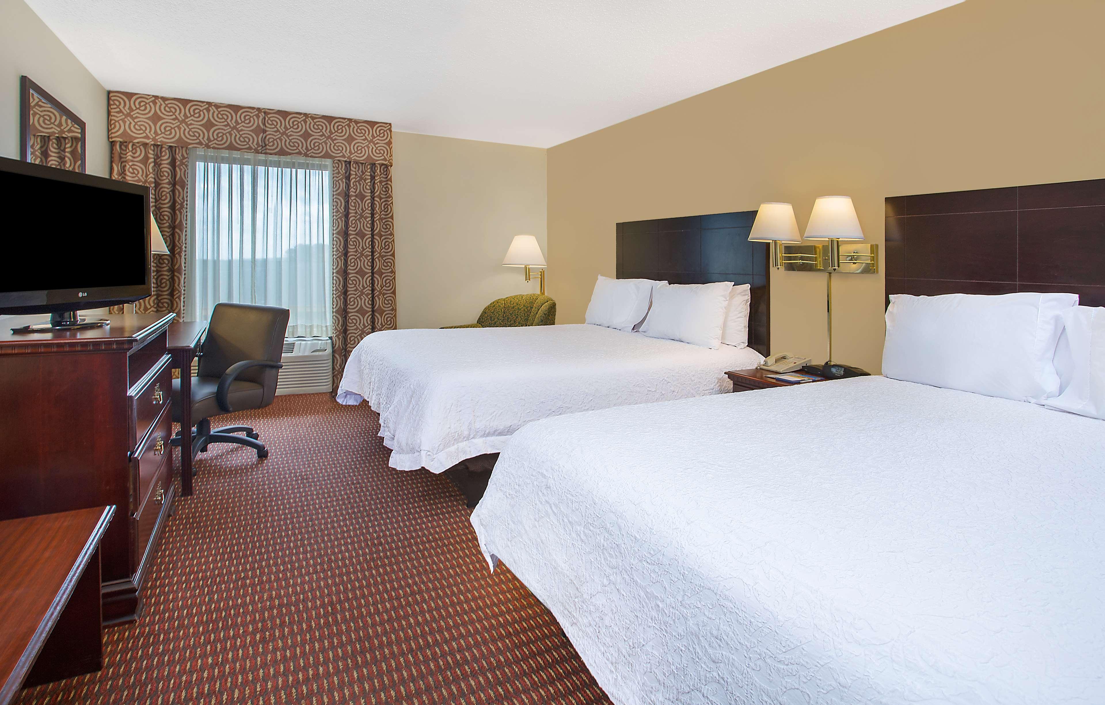 Hampton Inn קוניירס מראה חיצוני תמונה
